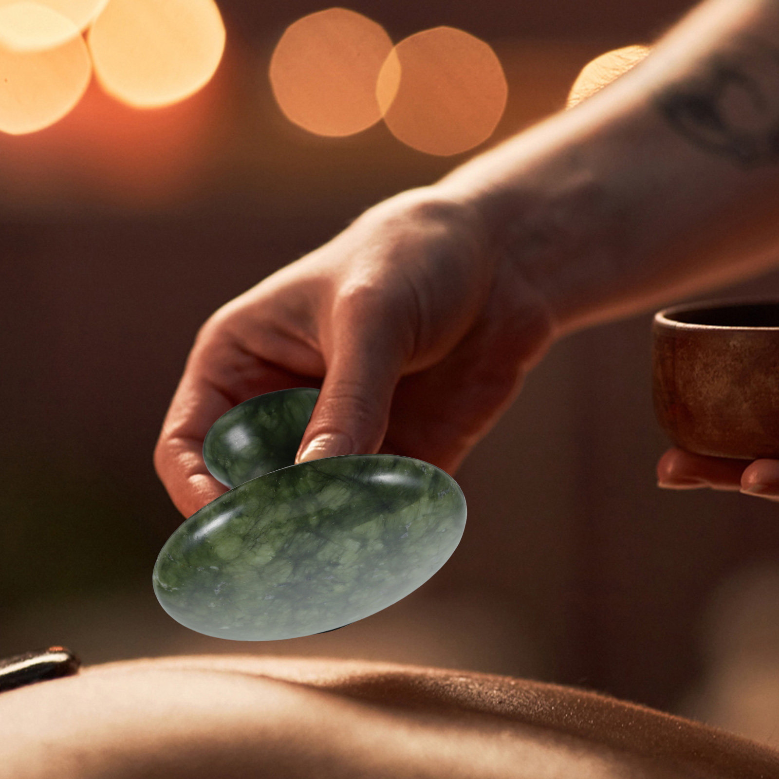 Spa Massager - きのこ型グアシャマッサージストーン、ジェイド製アイマッサージャー、顔や首のリラックスに最適な滑らかなきのこ型ヘッド、スパ用具。