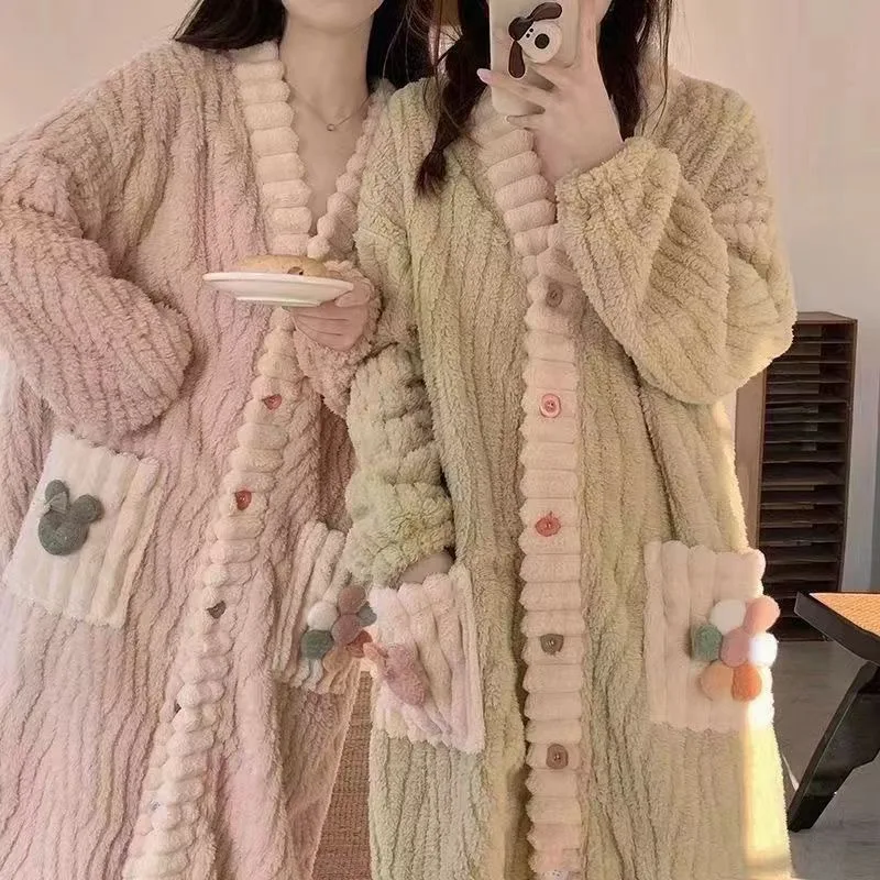 Bathrobe - 女性のパッド入り厚手暖かいローブ冬長袖ナイトガウンフランネルワンピースパジャマレディース大きいサイズ花柄バスローブ